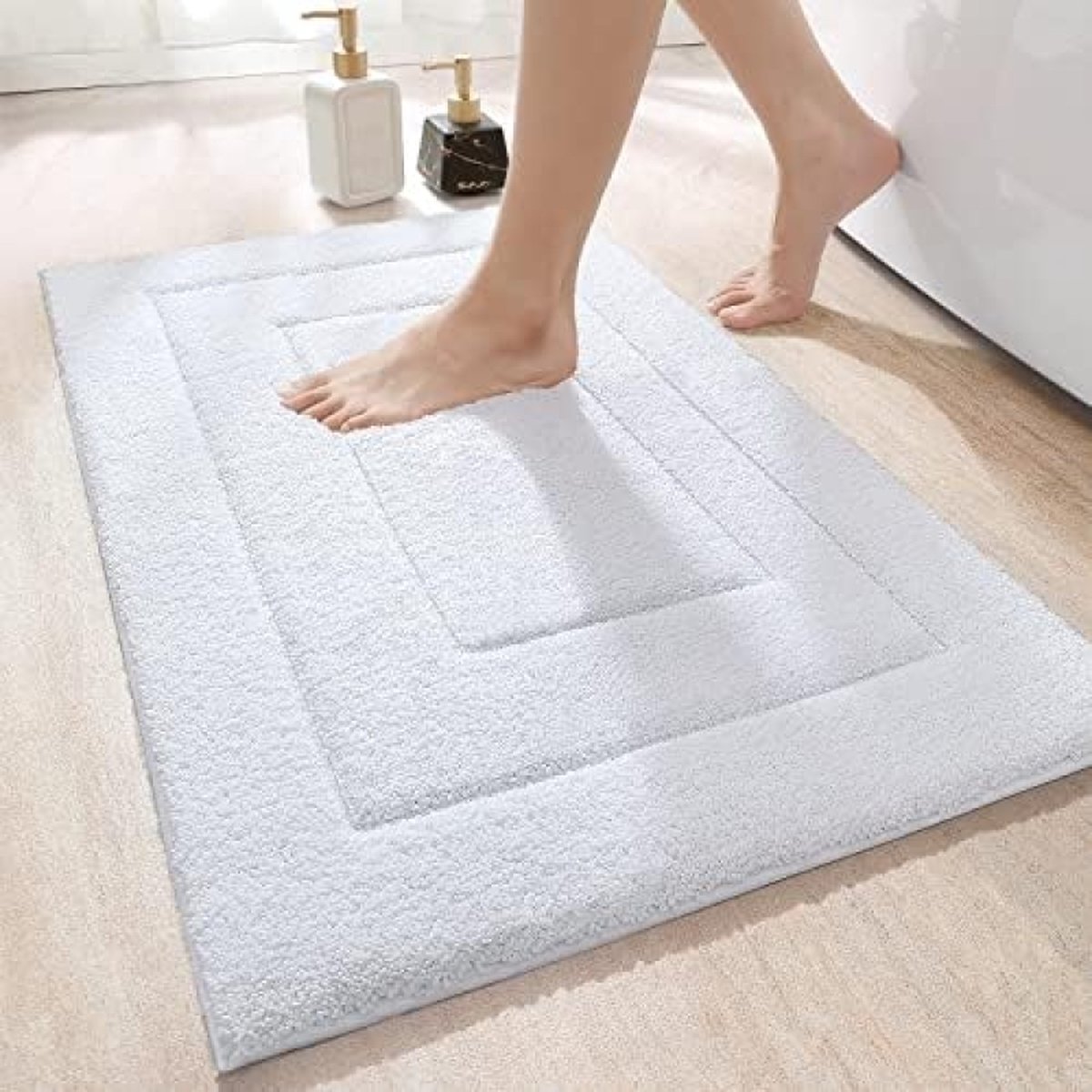 Zacht Badkamertapijt met Uitstekende Vochtopname, machinewasbaar, badmat voor douche, bad en toilet, wit, 50 x 80 cm
