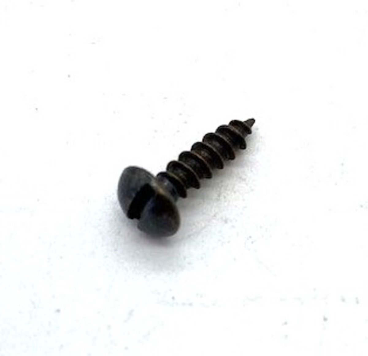 Schroeven Bolkop Antiek Brons met gleuf (3x12mm) 200 stuks