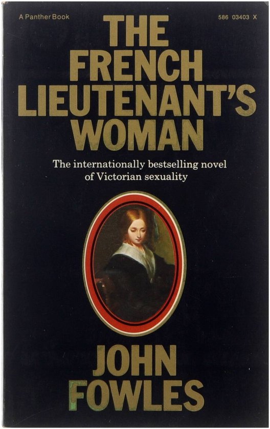 Boekomslag van 'The French Lieutenant's Woman' met een schilderij van een vrouw in een ovaal, geschreven door John Fowles.