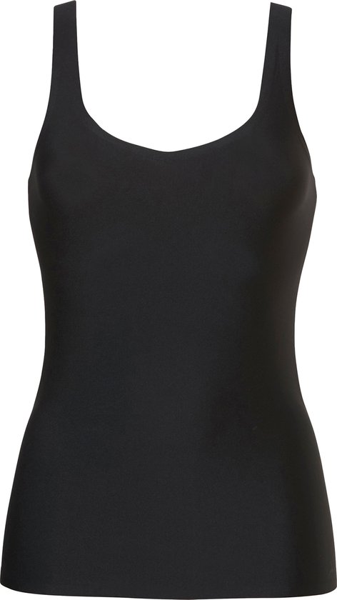 Zwarte singlet met v-hals.