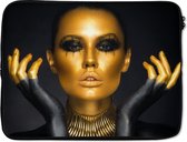 Housse ordinateur 17 pouces - Femme - Portrait - Or - Luxe - Zwart - Housse ordinateur - Dimensions intérieures 42,5x30 cm - Dos noir