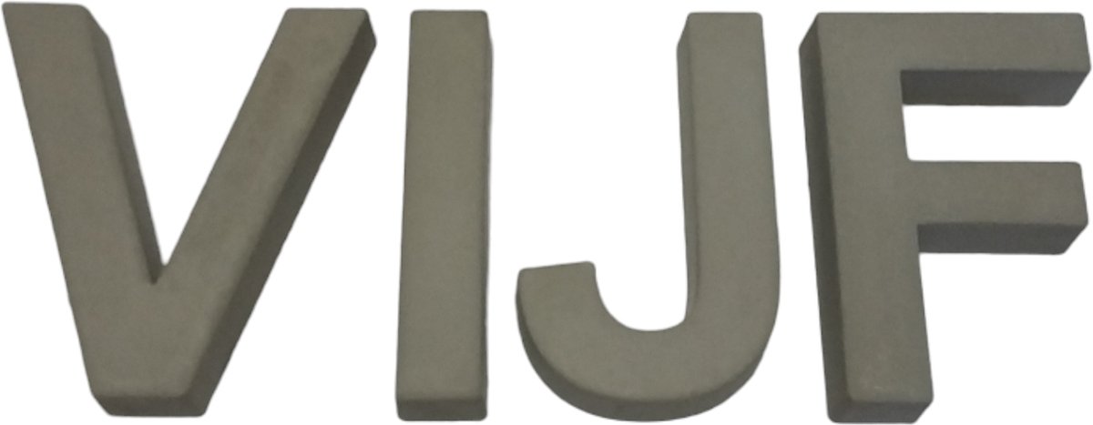 Betonnen letters. Huisnummer VIJF 20 cm hoog
