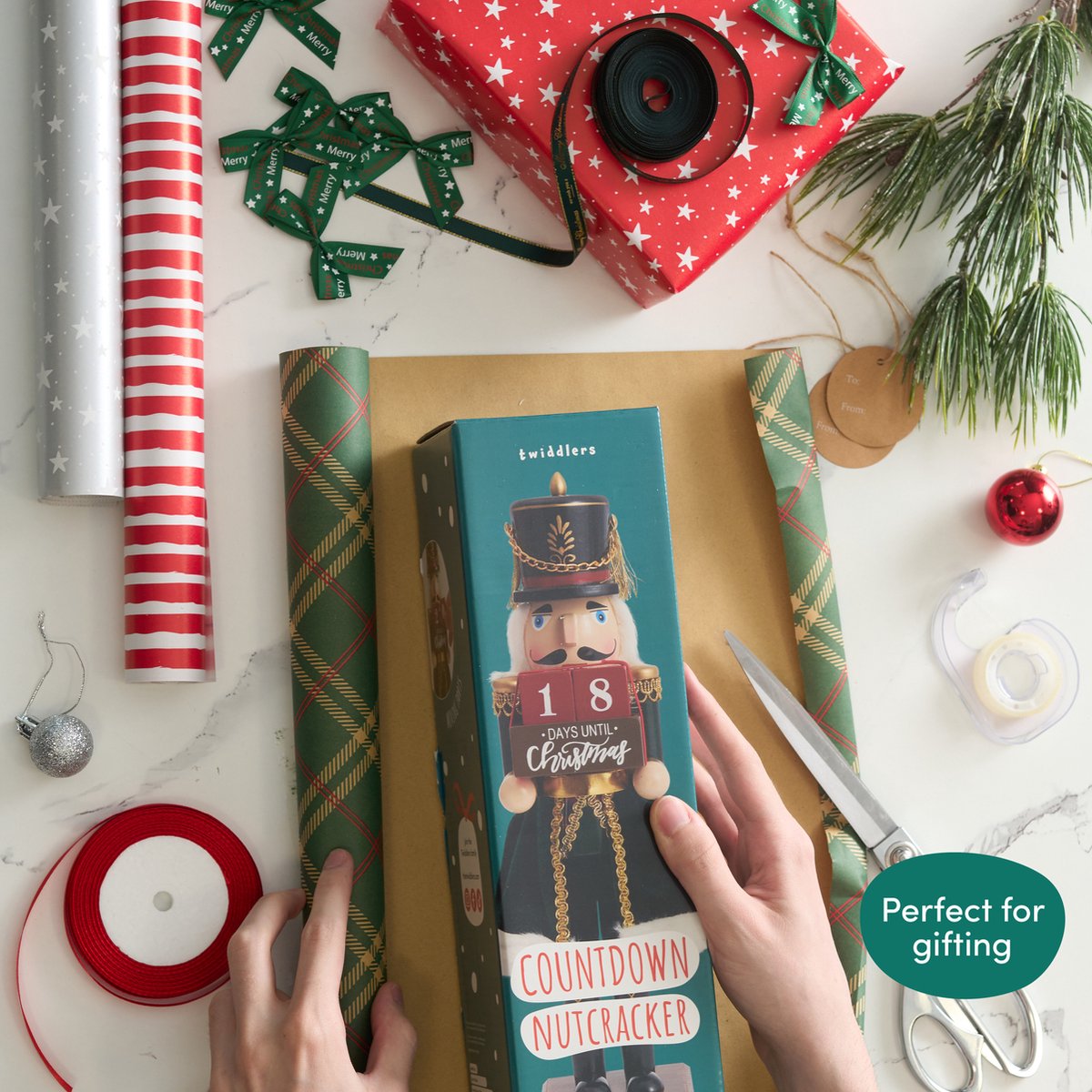 The Twiddlers – Houten Notenkraker Soldaat met Aftellen naar Kerst, 30cm – Handgemaakt Kerstdecoratie voor Binnen – Countdown Notenkraker Kerst en Klassiek Kerstornament – foto 5