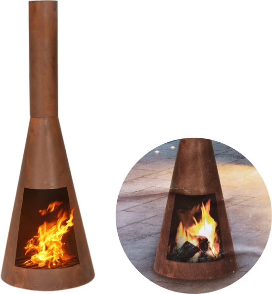 Roestkleurige metalen terrashaard met conische voet en open haard met vlammen.