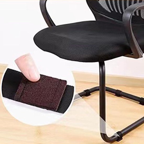 Stumble Guys Pennenetui Met 24 Kleurpotloden - Zwart Rol Etui + Sleutelhanger