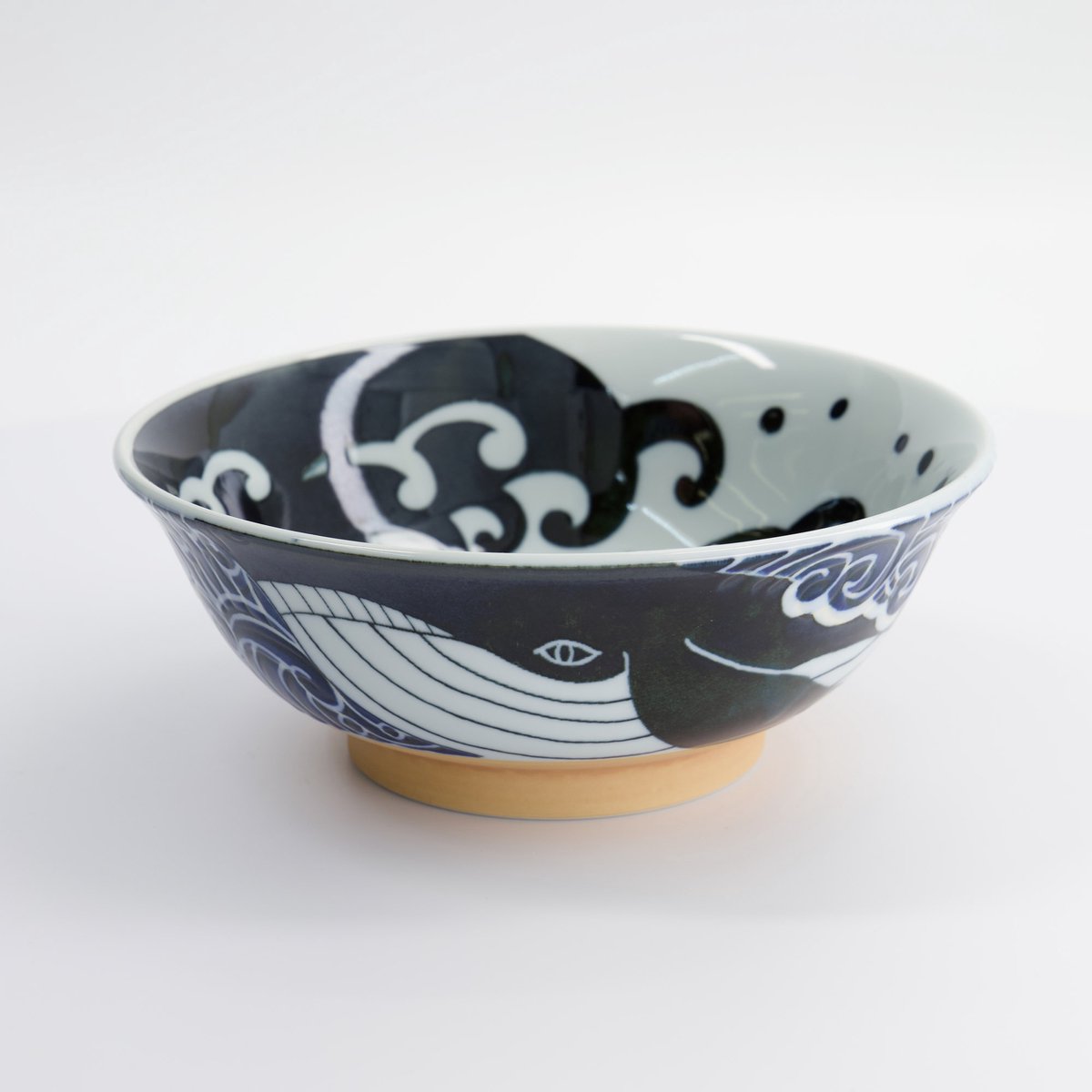 Tokyo Design Studio - Kawaii - Noedel Kom - Walvis - 20.3x8cm 1200ml