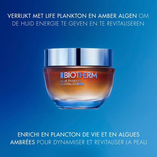 Biotherm Blue Therapy Revitalize Night pot met amberkleurig glas, omringd door blauw water.