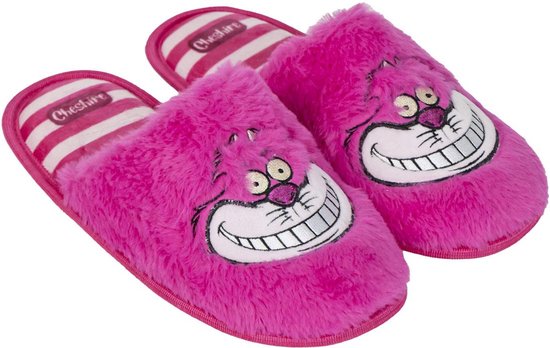 Fuchsia pluizige pantoffels met Cheshire Cat-gezicht en gestreepte voering met 'Cheshire'.
