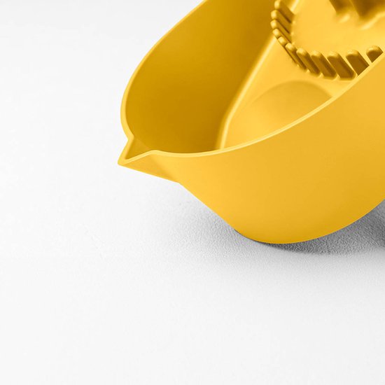 Hand citruspers - Oblo - Woestijn Geel - L 22 x B 14 x H 13 cm - Polypropyleen van B+ Design — afbeelding 5