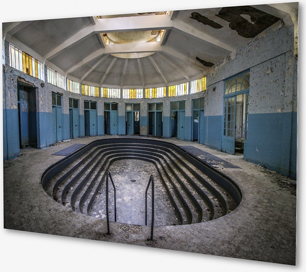 Teimozo | Wanddecoratie | "Les Thermes Blues" | Frankrijk | Urbex | Urban exploring | Oud badhuis | Spa | Welness | Verlaten gebouw | Alu Di-Bond | Metaal | Aluminium | 80 x 60 cm