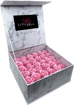 Unieke Wit/Roze flowerbox met een video naar keuze inclusief longlife rozen - Cadeau voor Valentijn - Valentijn Cadeautje Voor Haar - Valentijn Cadeautje Voor Hem