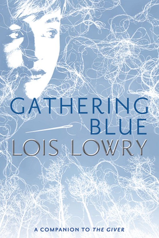 Boekomslag van Gathering Blue met gezicht van een vrouw en blauwe, wervelende lijnen.