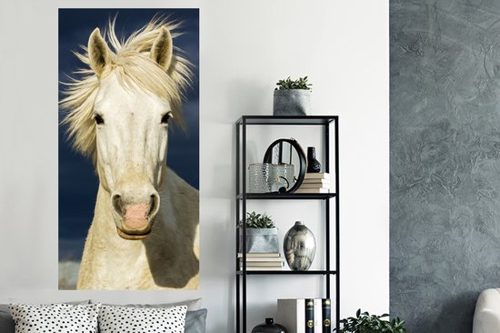 Muurstickers - Sticker Folie - Paard in Camargue - 80x160 cm - Plakfolie - Muurstickers Kinderkamer - Zelfklevend Behang - Zelfklevend behangpapier - Stickerfolie