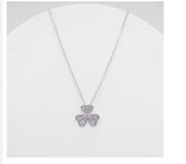 Akyol - Klaver drie ketting - Hart ketting - 3 hartjes ketting - Liefde ketting - Vriendschapsketting - Harten ketting - Valentijns ketting - Zilverkleurig Ketting - 45 cm