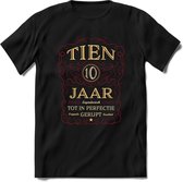 10 Jaar Legendarisch Gerijpt T-Shirt | Bordeauxrood - Ivoor | Grappig Verjaardag Cadeau | Dames - Heren | - Zwart - M