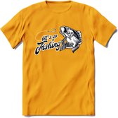 Lets Go Fishing - Vissen T-Shirt | Grappig Verjaardag Vis Hobby Cadeau Shirt | Dames - Heren - Unisex | Tshirt Hengelsport Kleding Kado - Geel - L