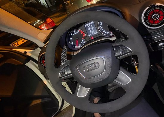 Auto echt lederen stuurhoes, doe-het-zelf naaien met naald en draad