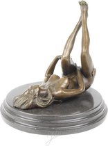 Bronzen Naakte Vrouw Op Haar Rug Met Haar Benen Omhoog 18x19 cm