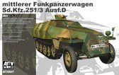 AFV-Club Mittlerer Funkpanzerwagen Sd.Kfz. 251/3 Ausf. D + Ammo by Mig lijm