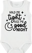 Baby Rompertje met tekst 'Hold me tight, kiss me goodnight 2' | mouwloos l | wit zwart | maat 62/68 | cadeau | Kraamcadeau | Kraamkado