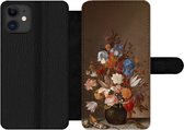 Bookcase Geschikt voor iPhone 12 Pro Max telefoonhoesje - Stilleven met bloemen - Kunst - Oude meesters - Met vakjes - Wallet case met magneetsluiting