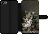 Bookcase Geschikt voor iPhone SE 2020 telefoonhoesje - Stilleven met bloemen - Oude meesters - Schilderij - Met vakjes - Wallet case met magneetsluiting