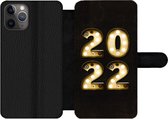 Bookcase Geschikt voor iPhone 11 Pro telefoonhoesje - Oudejaarsavond - Nieuwjaar - 2022 - Met vakjes - Wallet case met magneetsluiting