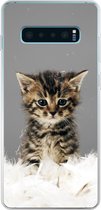 Geschikt voor Samsung Galaxy S10 Lite hoesje - Kat - Kitten - Veren - Siliconen Telefoonhoesje