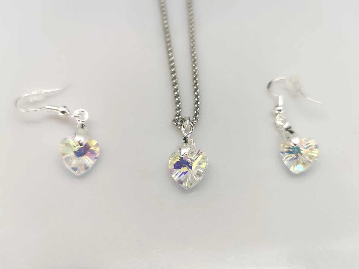 Setje - ketting met oorbellen - van fonkelende facet geslepen glas kristal hartje - Liefde