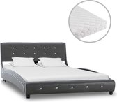 Decoways - Bed met matras kunstleer grijs 120x200 cm