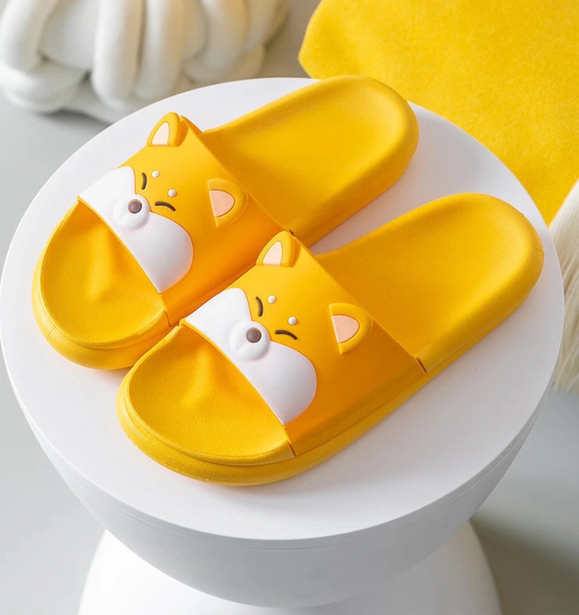 Shiba Inu hondenslippers | Japanse slippers | Kawaii Harajuku style | Badslippers | Binnenslippers | Slides | Sloffen
