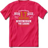 17 Jaar Legend T-Shirt | Goud - Wit | Grappig Verjaardag en Feest Cadeau Shirt | Dames - Heren - Unisex | Tshirt Kleding Kado | - Roze - S