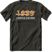 1939 Limited Edition T-Shirt | Goud - Zilver | Grappig Verjaardag en Feest Cadeau Shirt | Dames - Heren - Unisex | Tshirt Kleding Kado | - Donker Grijs - XXL