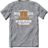 75 Jaar Legend T-Shirt | Goud - Wit | Grappig Verjaardag en Feest Cadeau Shirt | Dames - Heren - Unisex | Tshirt Kleding Kado | - Donker Grijs - Gemaleerd - S