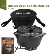Skandika Dutch Oven Flame Master 5,1 L – Barbecuepannen - Dutch Oven - Gietijzeren pan om in te koken, incl. receptenboek van de Sauerland BBCrew, reeds ingebrand, met voetjes, dek