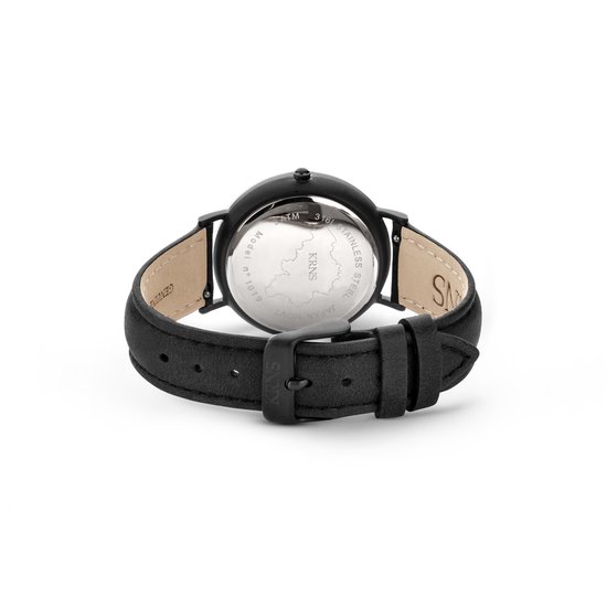 Dos noir d'une montre avec bracelet en cuir noir, boucle et logo 'KRNS'.