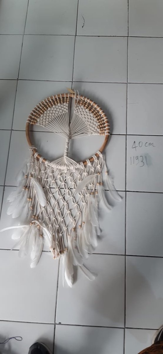 Dromenvanger macrame boom geborduurd nat. kraal zonder kleintjes ±40cm