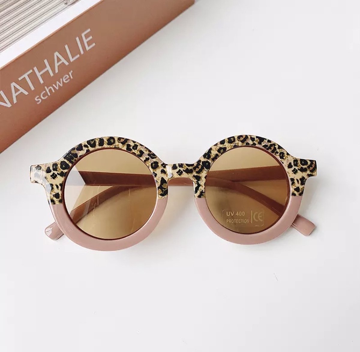 Kinder Zonnebril - Bril - Kind - Baby | Taupe – Panter print - Helft | Vanaf 2 jaar - 6 jaar | UV beschermend - Opklapbaar | Kinderzonnebril – Zonnebrillen | DH Collection