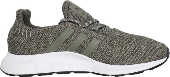 Adidas Swift Run - Maat 46 - Heren Sneakers - Groen | bol.com