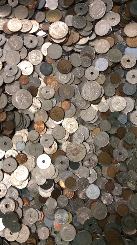 Thumbnail van een extra afbeelding van het spel Munten Denemarken - Een halve kilo diverse oude authentieke munten uit Denemarken voor uw munt verzameling, kunstproject, souvenir of als uniek cadeau. Verschillende Deense munten
