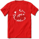 You Make My Heart Smile - Valentijn T-Shirt | Grappig Valentijnsdag Cadeautje voor Hem en Haar | Dames - Heren - Unisex | Kleding Cadeau | - Rood - S