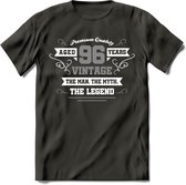 96 Jaar Legend T-Shirt | Zilver - Wit | Grappig Verjaardag en Feest Cadeau | Dames - Heren - Unisex | Kleding Kado | - Donker Grijs - S