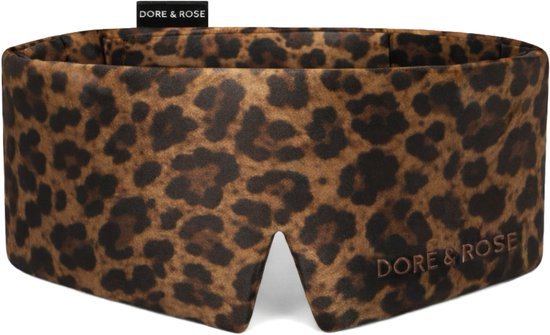 Luipaardprint slaapmasker van Dore & Rose, van voren gezien, op een witte achtergrond.
