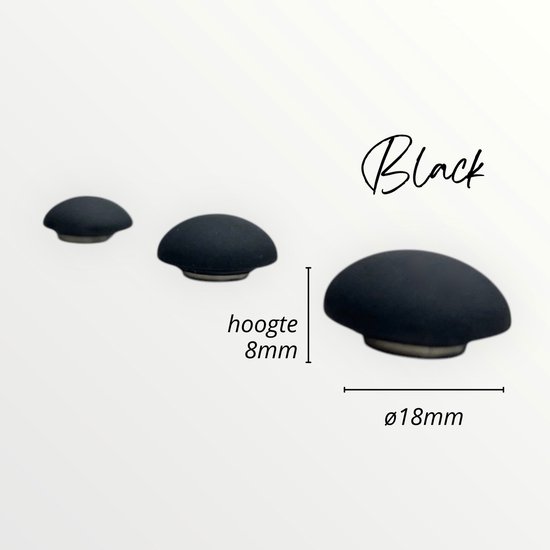Drie zwarte magneten, waarvan de grootste 18mm breed en 8mm hoog is.