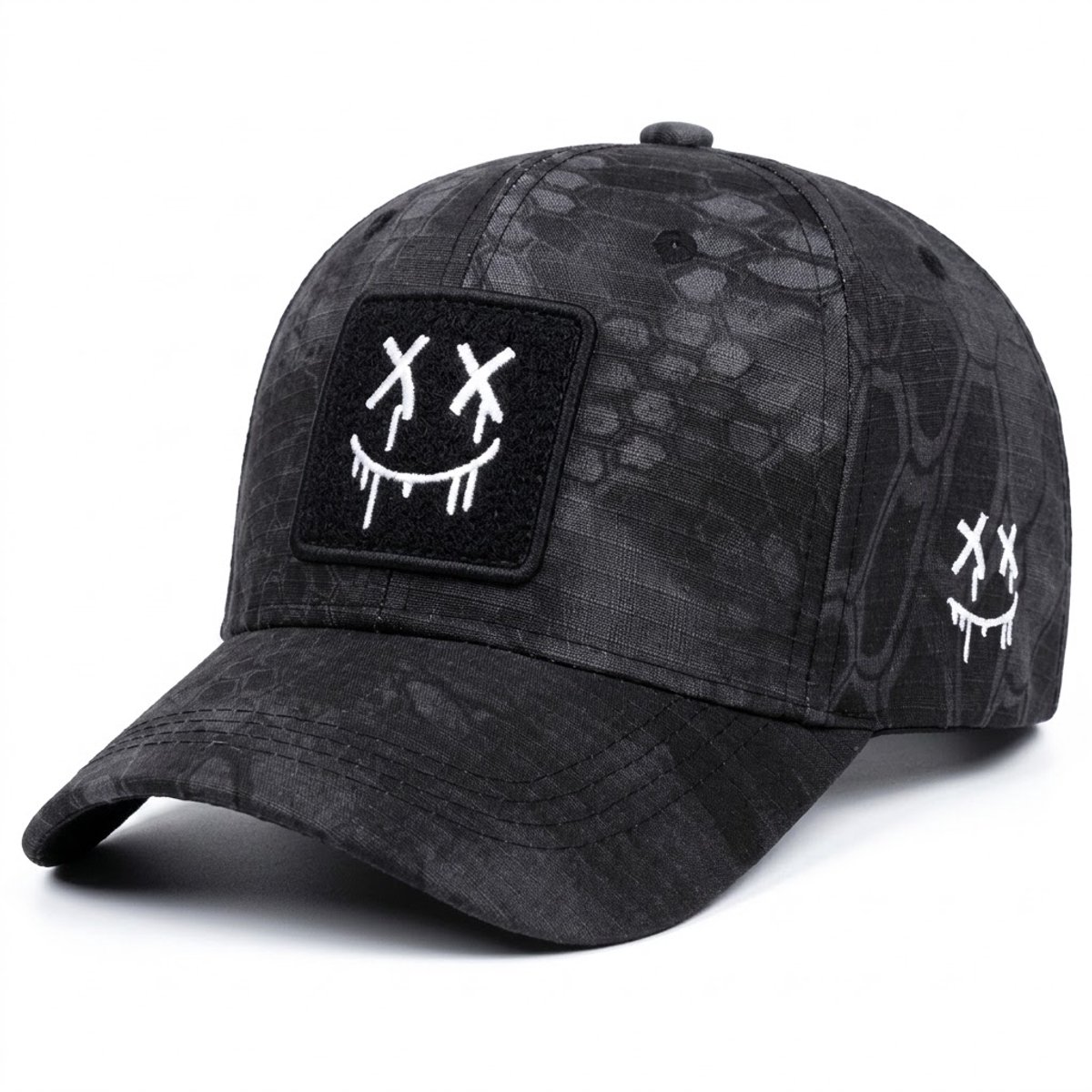Zwart grijs camouflage baseball pet heren – cap met smiley patch en gebogen klep – verstelbare sportieve baseball pet met subtiel patroon – casual heren pet voor outdoor en dagelijks gebruik