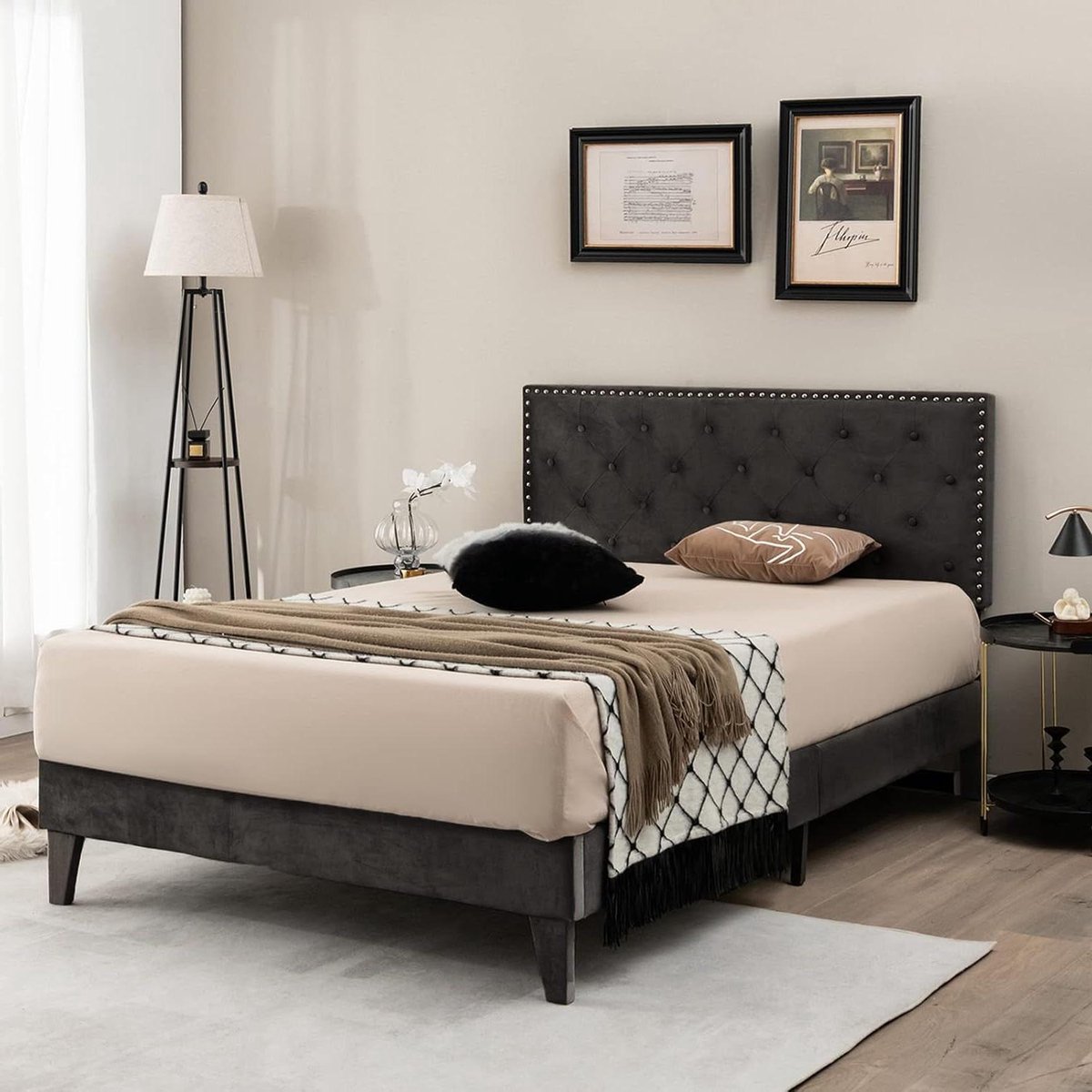 Gewatteerd Tweepersoonsbed - Bedframe met Hoofdeinde - Comfortabel Slapen - Massief Houten Lattenbodem - 200 x 140 cm - Grijs