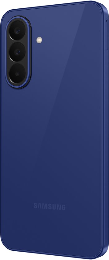 Blauwe Samsung Galaxy A27 5G smartphone, achterkant gedraaid.