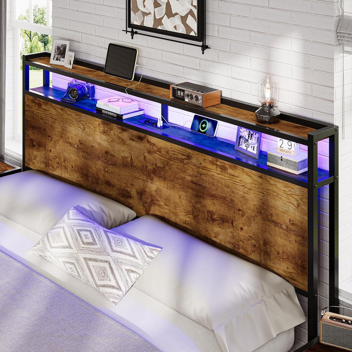 AstraLux LED Storage Bed 160x200 cm met USB Laadstation, Stopcontacten, Houten Opberghoofdbord en Metalen Frame met Lattenbodem – Tweepersoonsbed met Onderbed Opbergruimte