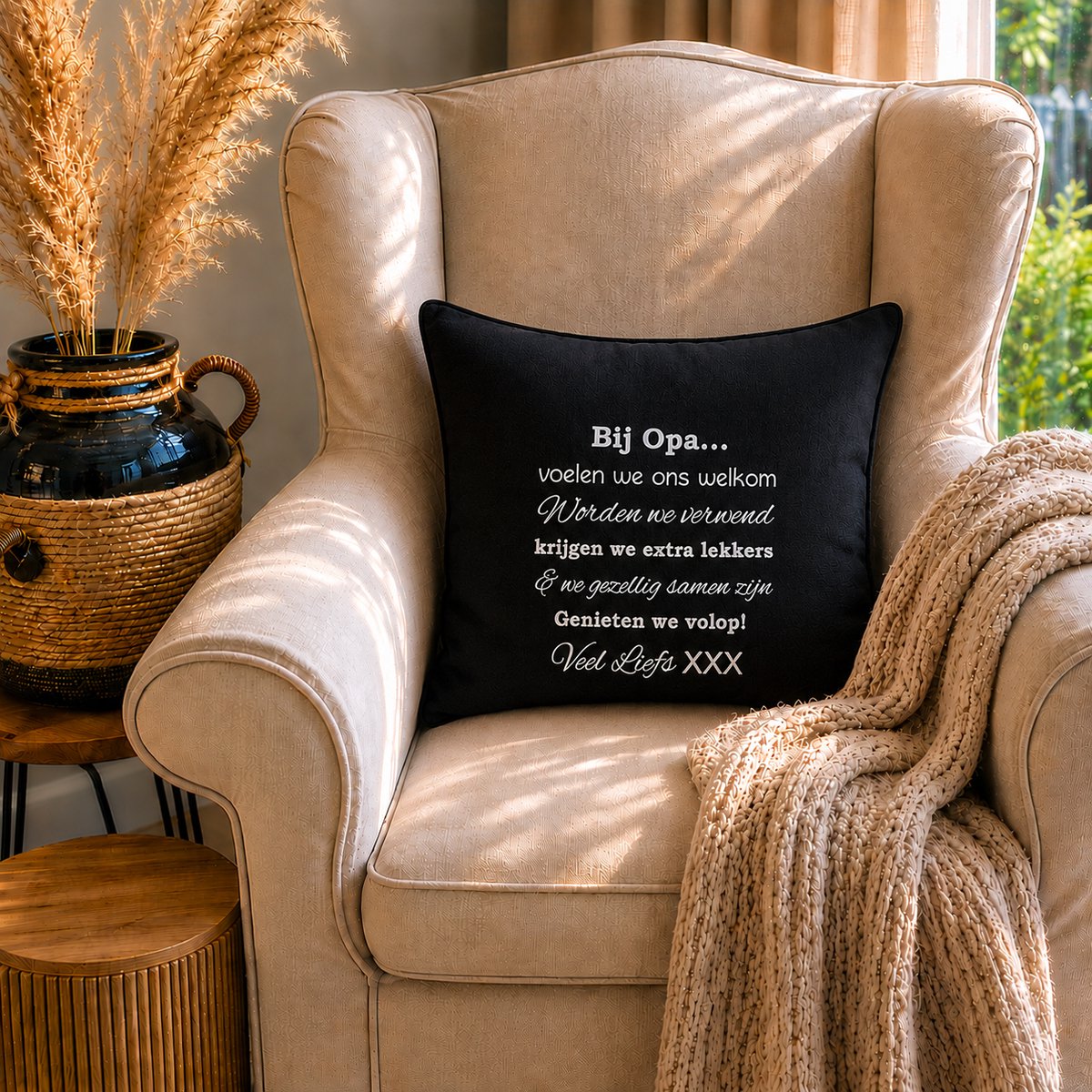 Maison Marcella Kussen Kussenhoes tekst cadeau Regels voor Bij Opa Thuis hoes zwart opdruk wit maat 50x50 cm