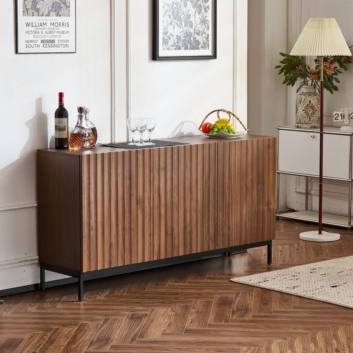 BLACKCOLORS 150x40x80 cm donker eiken met nerf, dressoir, mid-century modern decoratieve kast, 3 deuren, golvend 3D-ontwerp, verstelbare legplanken, kantelbeveiliging – stijlvolle opbergruimte voor woonkamer, eetkamer, kantoor